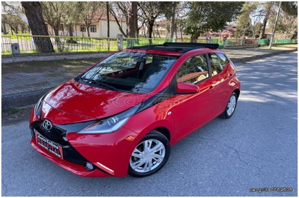 Rent a car in the harbor of Rhodes island